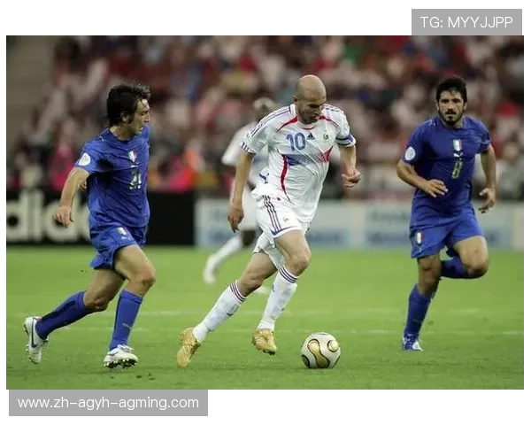 雨天场地足球盘带技术的特殊应对策略 雨天场地足球盘带技术的特殊应对策略